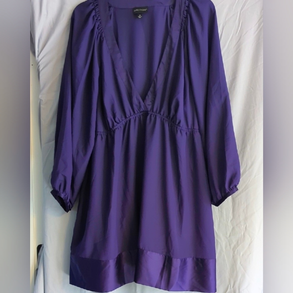Dialogue Rich Purple Nightgown